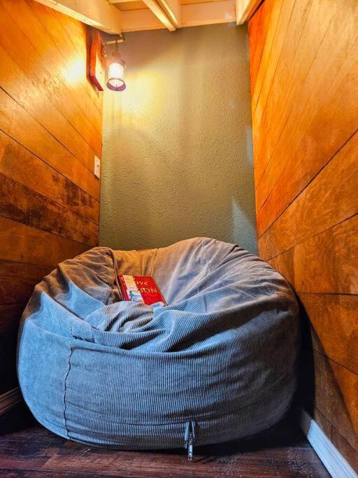 Private Cabin- Breakfast - Double Tub - 75In Tv - Sup - Washer Dryer - Bbq West Point Экстерьер фото