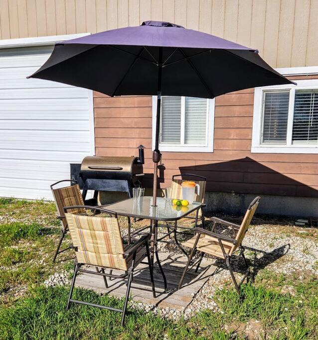 Private Cabin- Breakfast - Double Tub - 75In Tv - Sup - Washer Dryer - Bbq West Point Экстерьер фото
